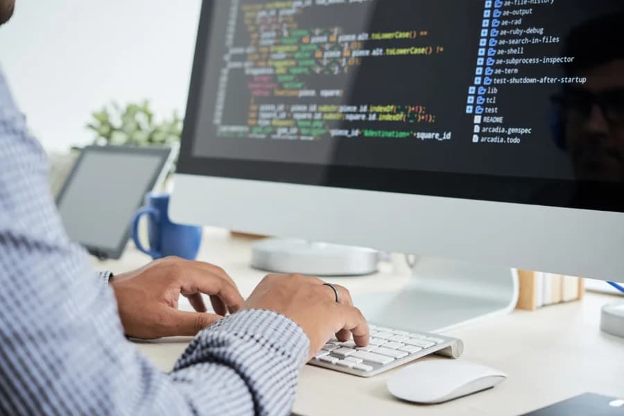 How to Build an MVP for a Startup: The Ultimate Guide (2026)